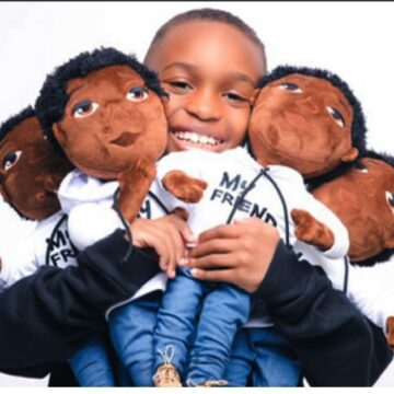LIL DEE, THE 8-YEAR OLD CEO LAUNCHES A NEW PLUSH LINE.